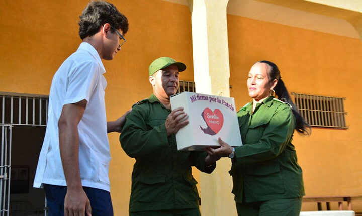 Isla de la Juventud evoca a Fidel y excarcelación de los moncadistas