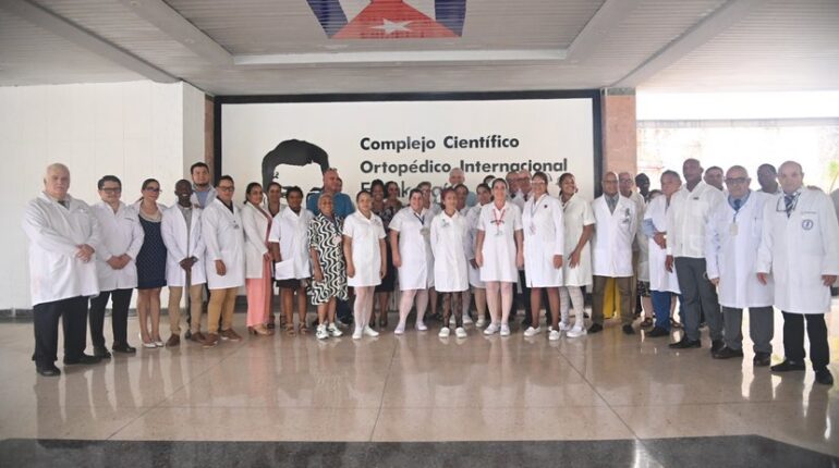 Recorrió Díaz-Canel hospital ortopédico Frank País
