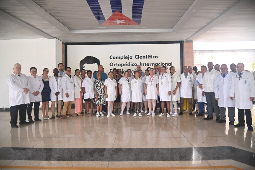 Recorrió Díaz-Canel hospital ortopédico Frank País
