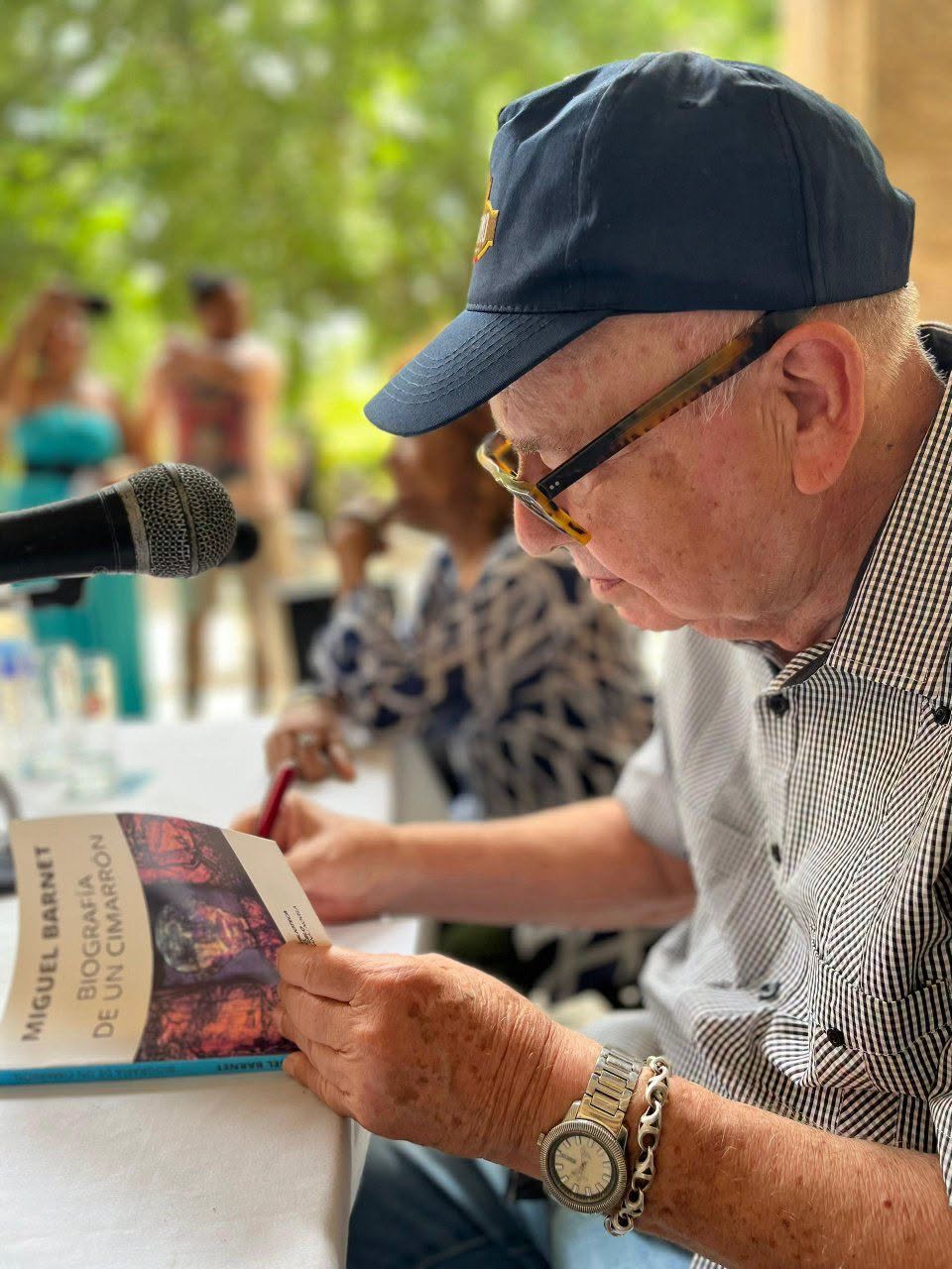 Celebran los 60 primeros años de la novela Biografía de un Cimarrón