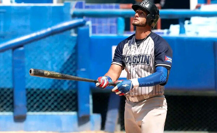 Béisbol cubano hace su primer llamado rumbo a Santo Domingo
