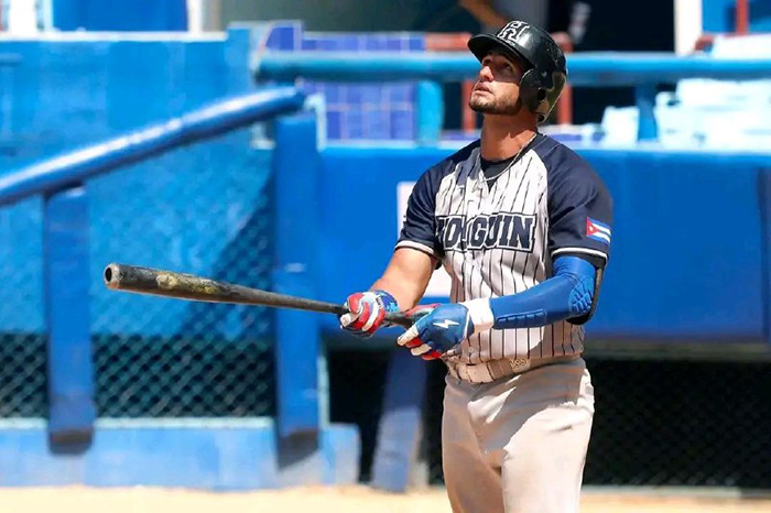 Béisbol cubano hace su primer llamado rumbo a Santo Domingo