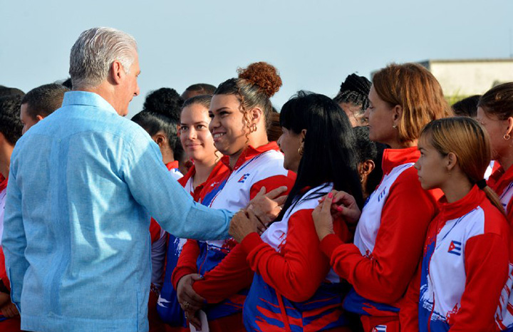 Cuba a los Centroamericanos con bandera, Mijaín marca país