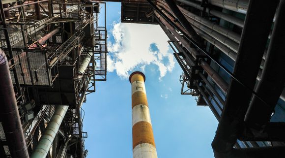 Unión Eléctrica estima afectación de 2 062 MW en el horario pico nocturno de este domingo