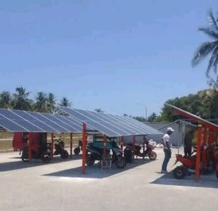 Inauguran en Habana del Este nueva solinera para impulsar la movilidad eléctrica