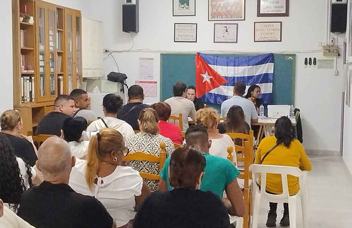 Denunciaron en Valencia bloqueo de Estados Unidos contra Cuba