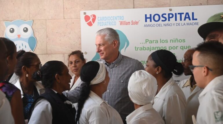 Recorrió Díaz-Canel Cardiocentro William Soler en La Habana