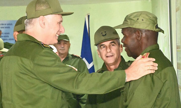 Comprueba Díaz-Canel preparación para la defensa en Capdevila-Altahabana